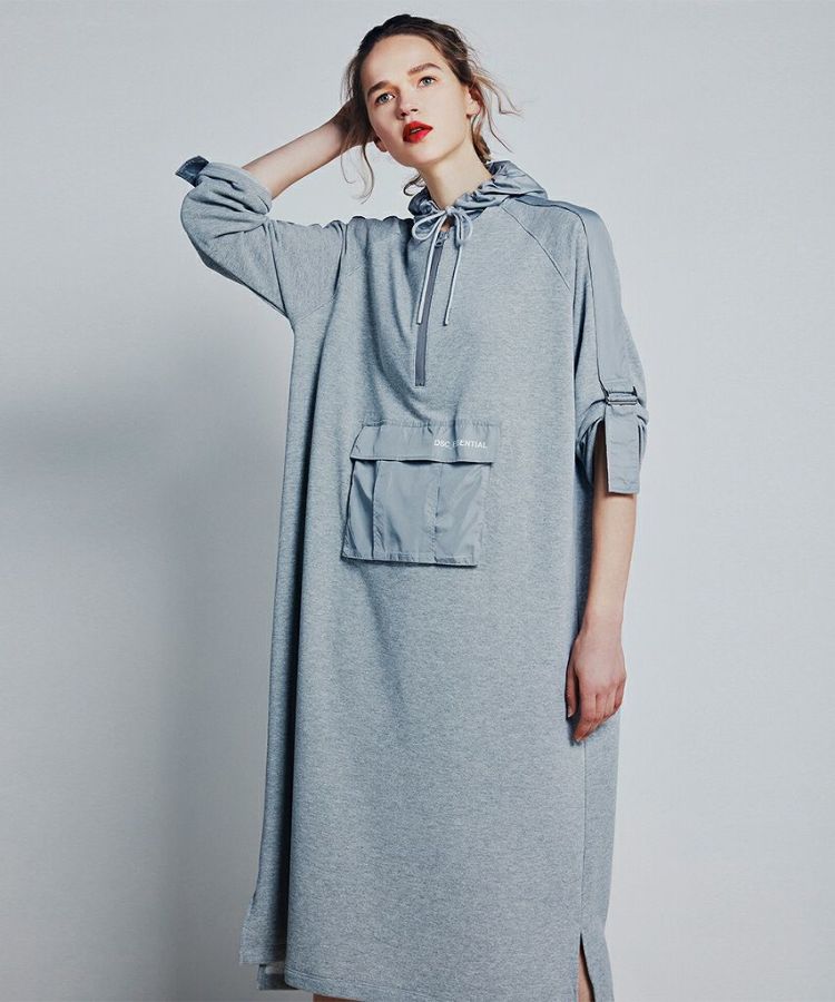 ESSENTIAL / 裏毛パーカーワンピース ESSENTIAL Night STORE 