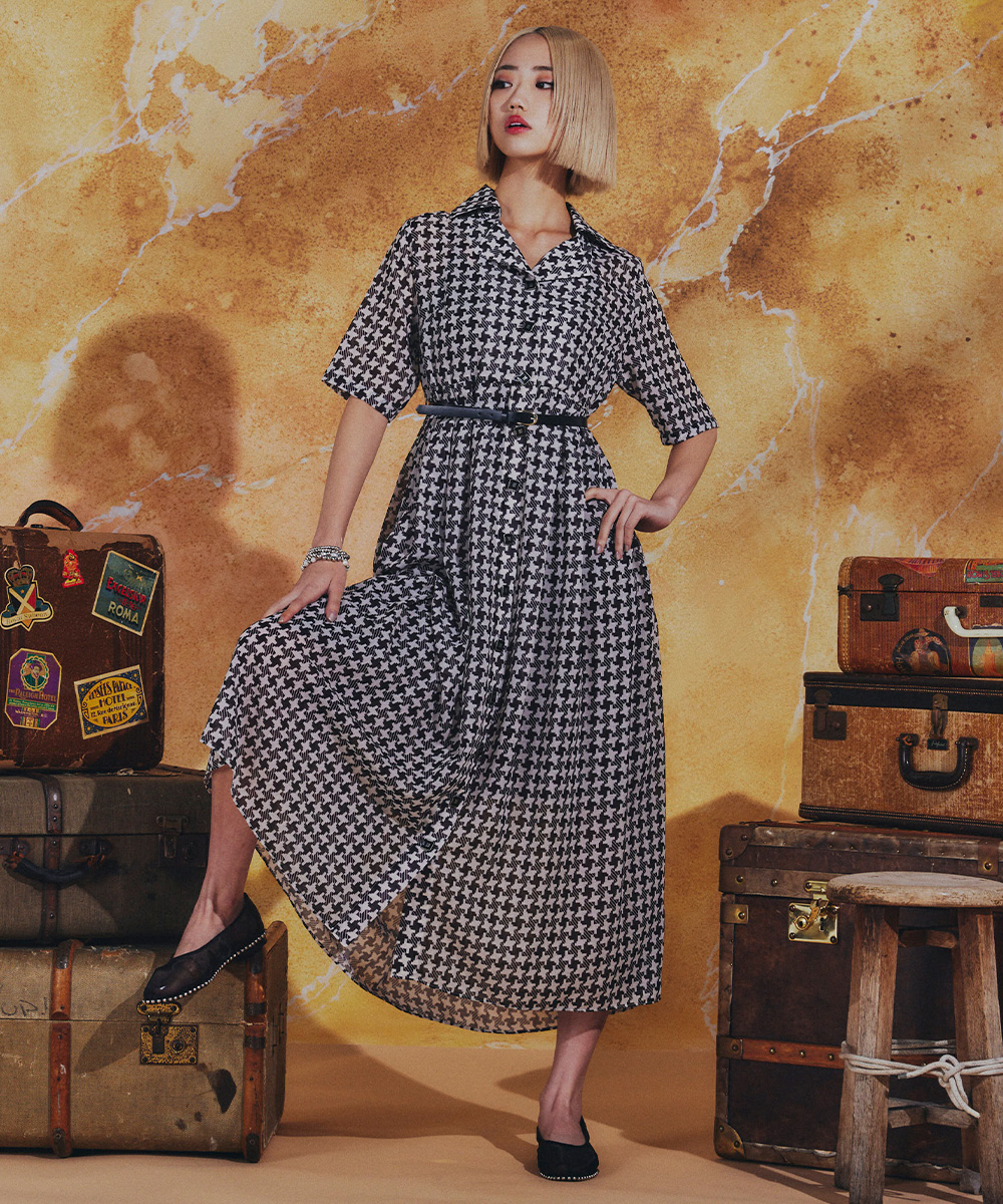 DSC / 幾何学柄 シフォンオープンカラーワンピース